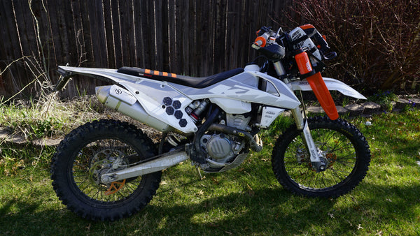 The "Saw Boss" Customizable Chainsaw Mount